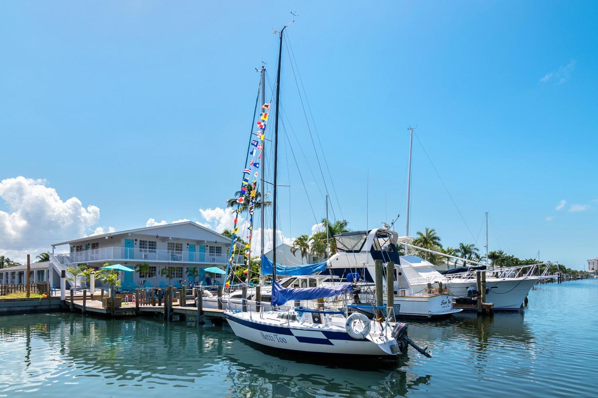 Latitude 26 Waterfront Boutique Resort - Fort Myers Beach Luaran gambar